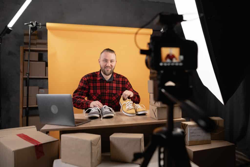 Influencer Marketing 1 Influencer Marketing - Expertenvermittlung SalesPro4U.